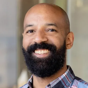 Headshot of Kenneth Kokroko