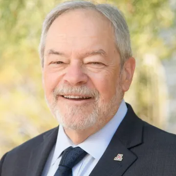 Headshot of Ronald Marx