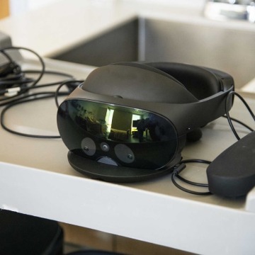 A virtual reality headset at the UArizona College of Nursing Gilbert sim center